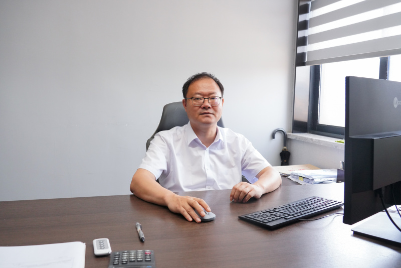 齊活了，優秀共產黨員 李忻.jpg